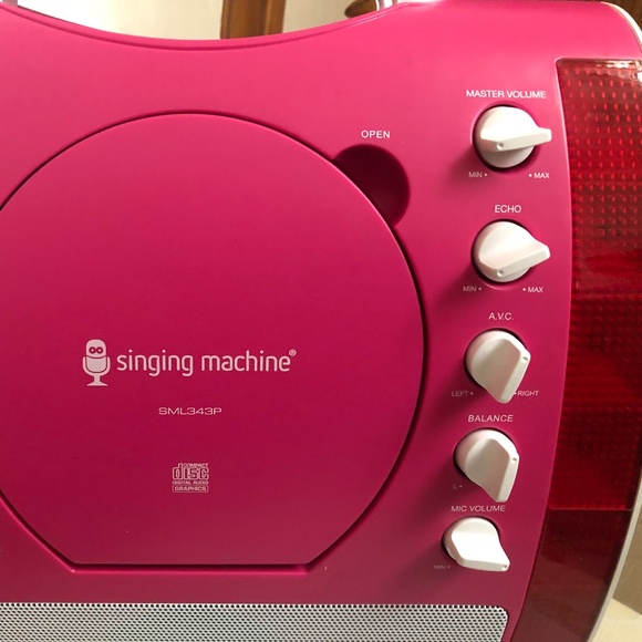 NEW Singing Karaoke System - Picture 4 of 9